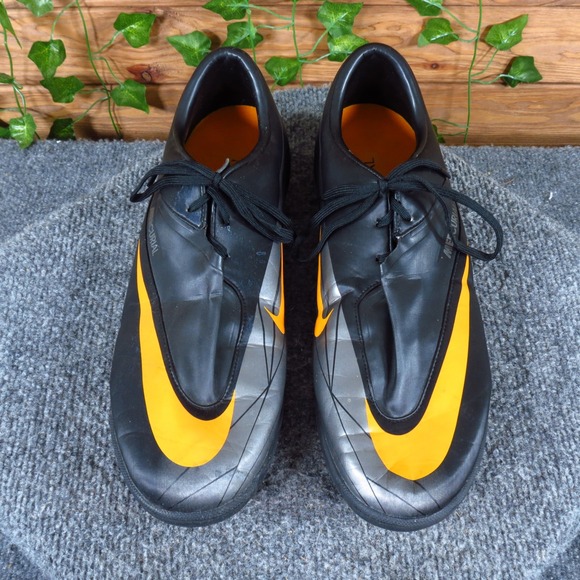 Nike Mercurial Vapor IV Mens Soccer Cleats Size 11 Turf Athletic Black Orange